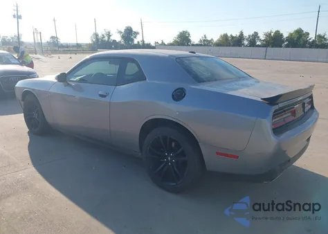 2018 Dodge Challenger Sxt from USA, damaged, VIN 2C3CDZAG6JH204868